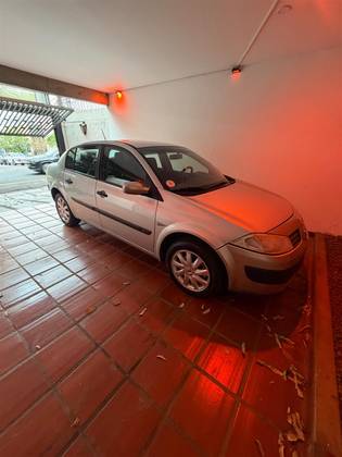 RENAULT MEGANE 1.6 EXPRESSION 16V FLEX 4P MANUAL RENAULT MEGANE 1.6 EXPRESSION 16V FLEX 4P MANUAL